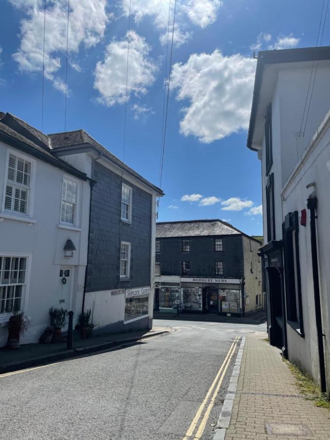 Brownston Apartments Modbury Экстерьер фото