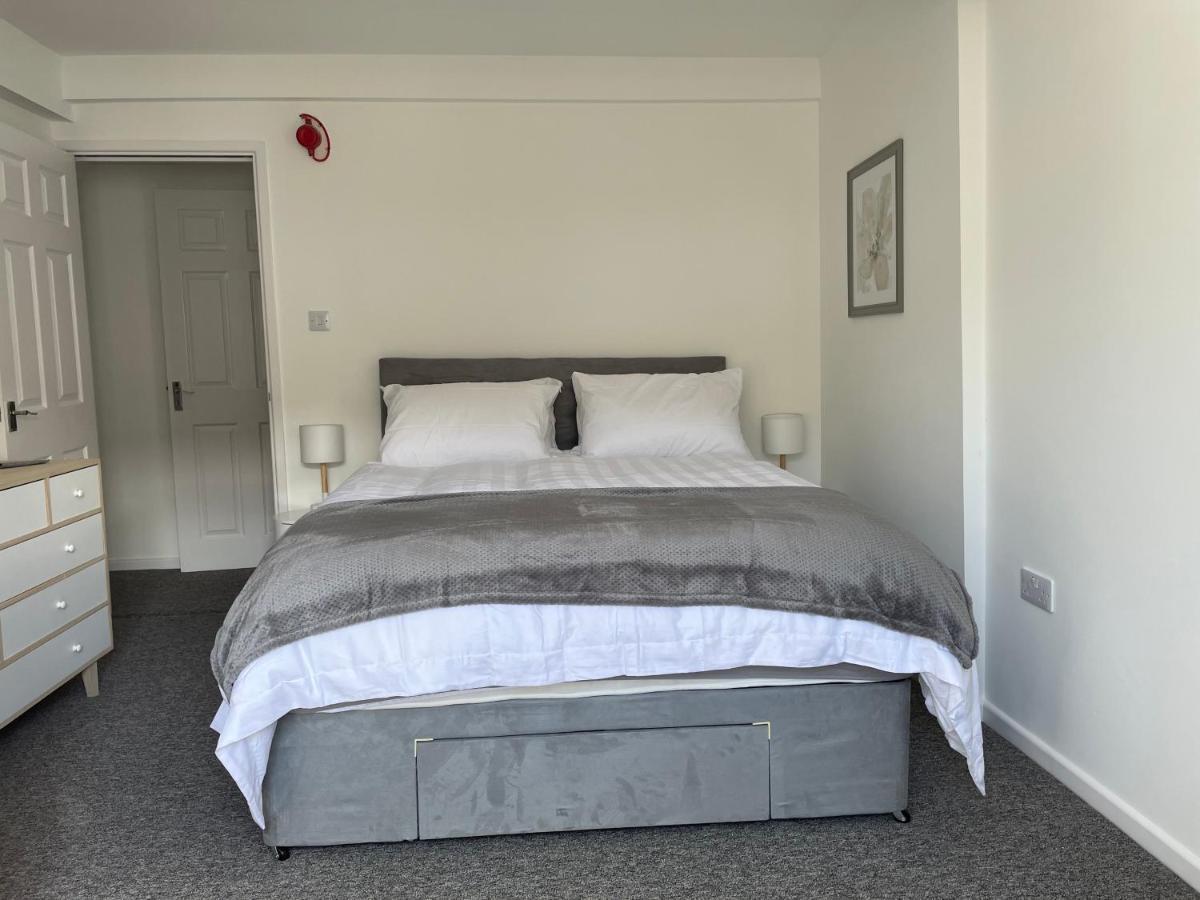 Brownston Apartments Modbury Экстерьер фото