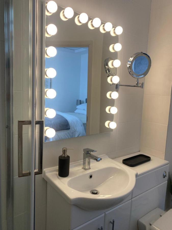 Brownston Apartments Modbury Экстерьер фото